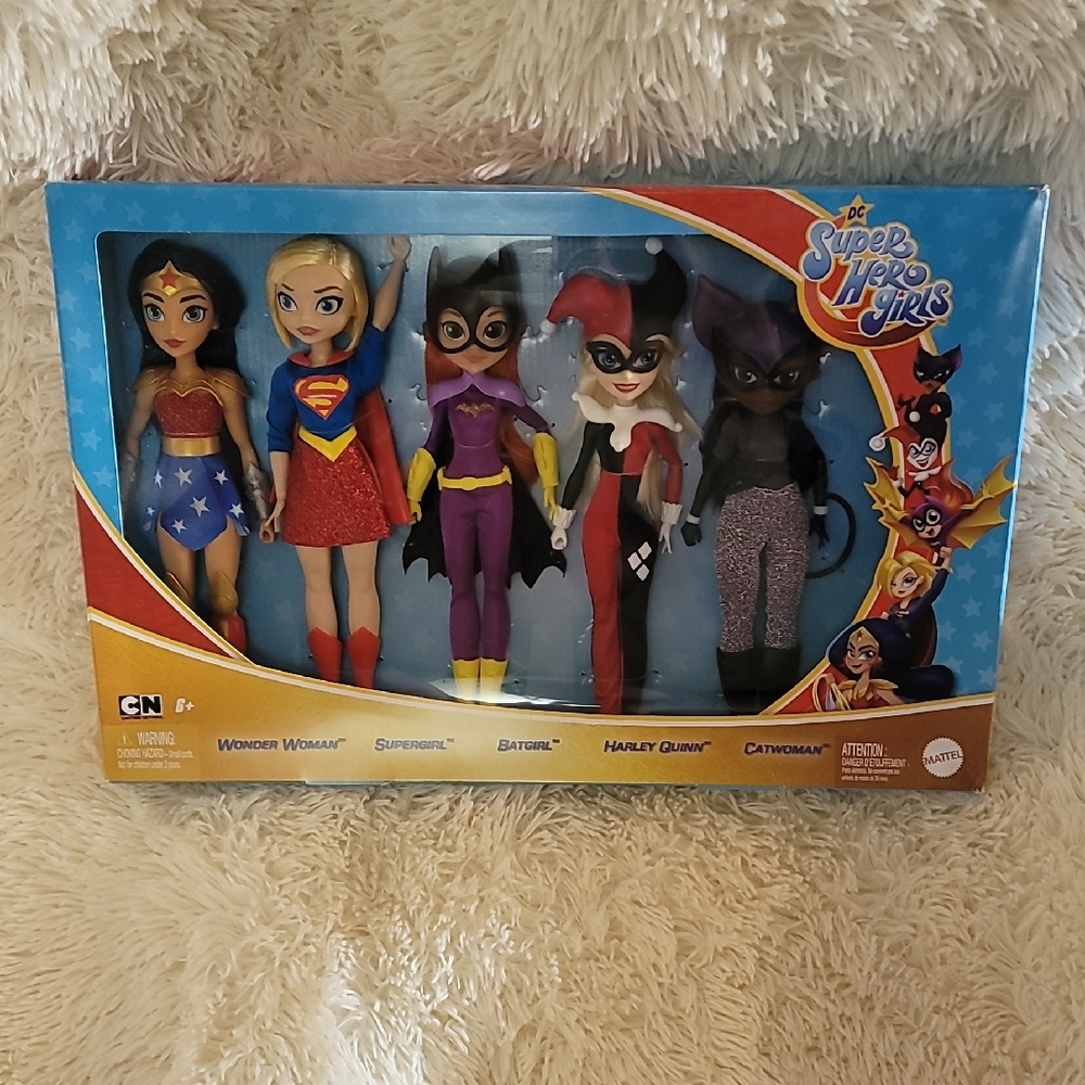 DC Super Hero Girls Colorful Action Figures Dolls Toy